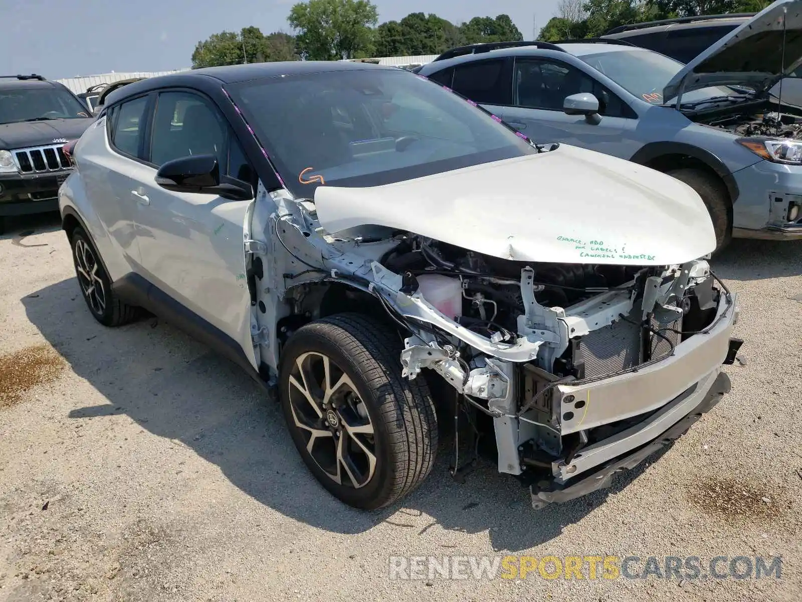 1 Photograph of a damaged car JTNKHMBX2L1069107 TOYOTA C-HR 2020