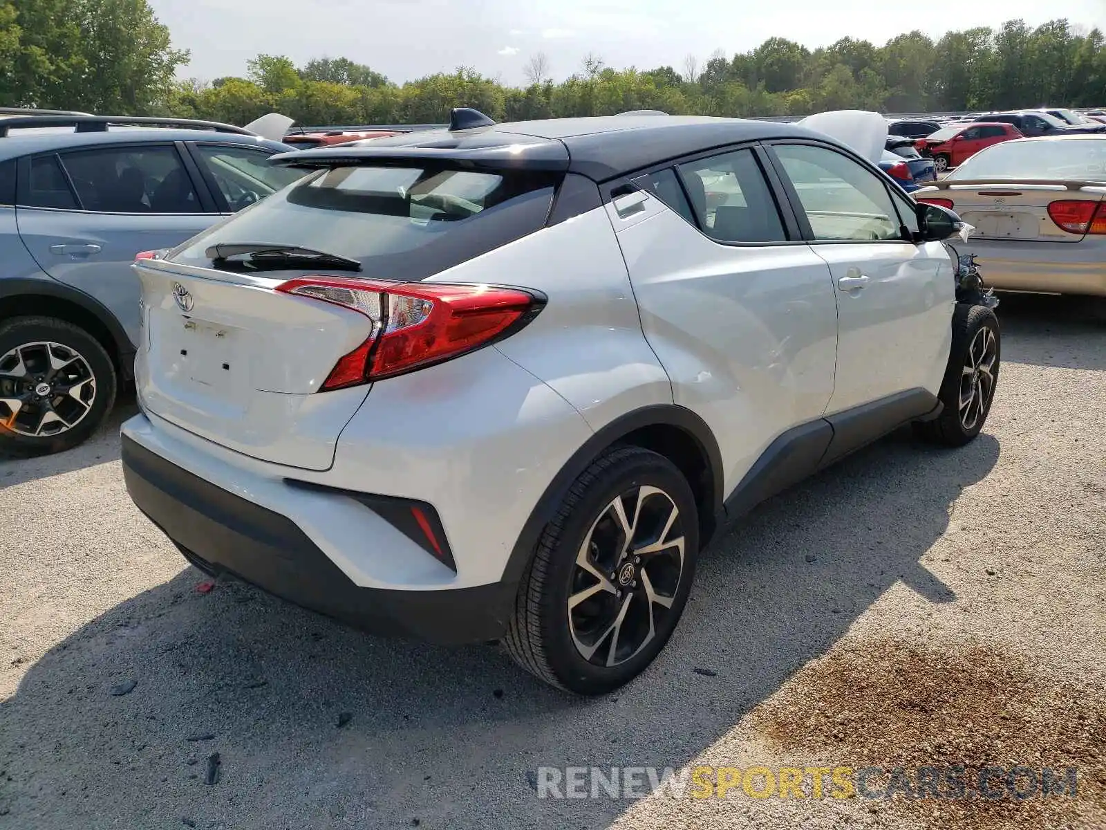 4 Photograph of a damaged car JTNKHMBX2L1069107 TOYOTA C-HR 2020