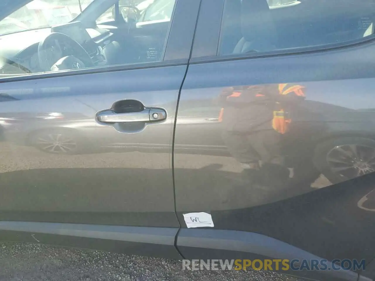 12 Photograph of a damaged car JTNKHMBX2L1071388 TOYOTA C-HR 2020