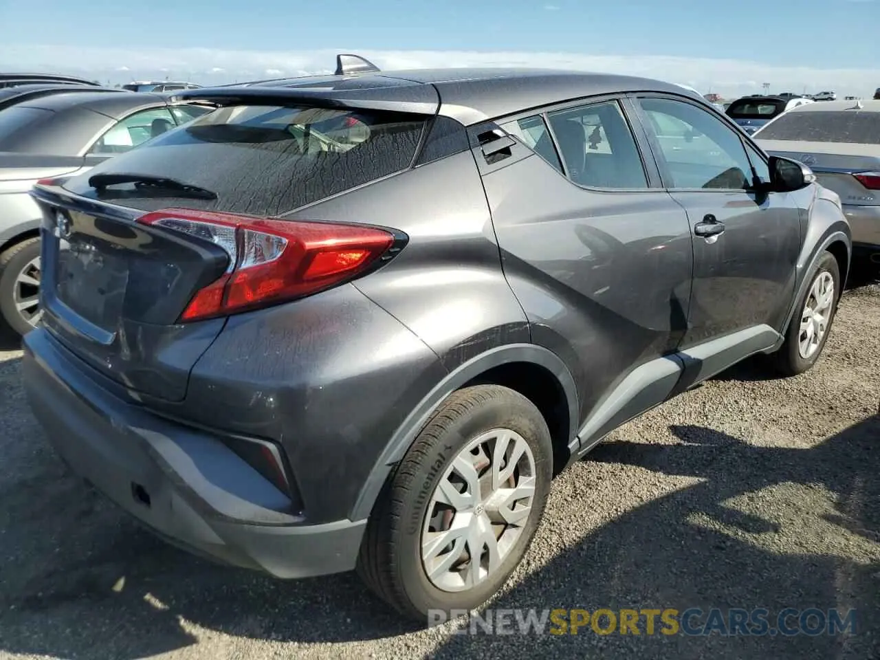 3 Photograph of a damaged car JTNKHMBX2L1071388 TOYOTA C-HR 2020