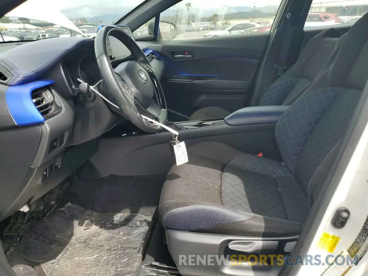 7 Photograph of a damaged car JTNKHMBX2L1074341 TOYOTA C-HR 2020