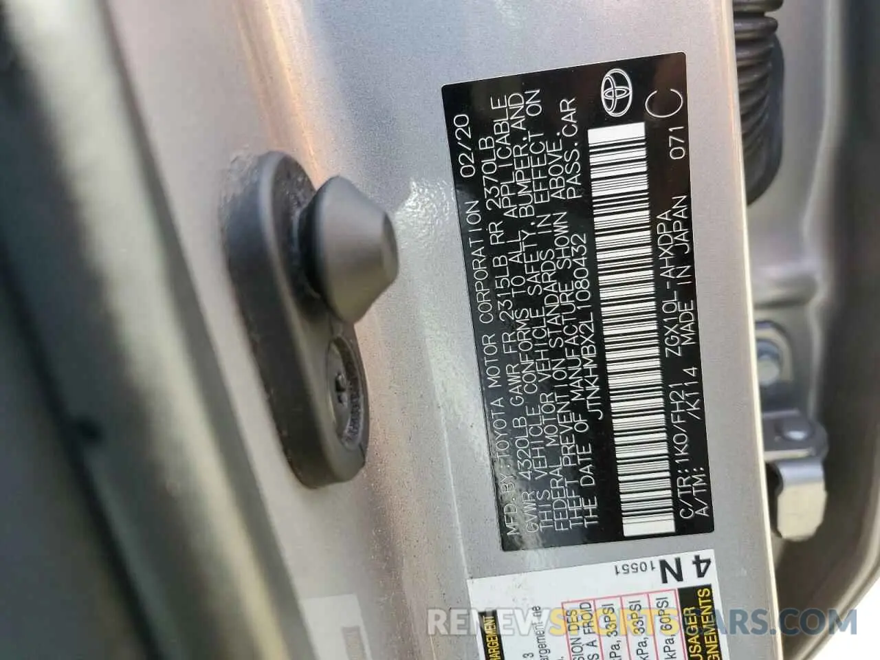 12 Photograph of a damaged car JTNKHMBX2L1080432 TOYOTA C-HR 2020