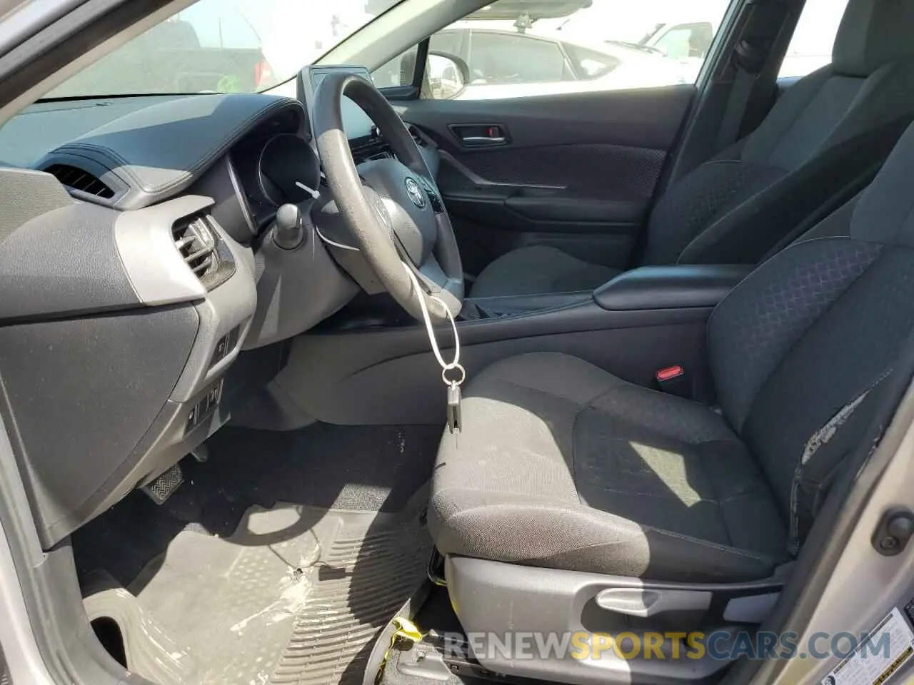 7 Photograph of a damaged car JTNKHMBX2L1080432 TOYOTA C-HR 2020