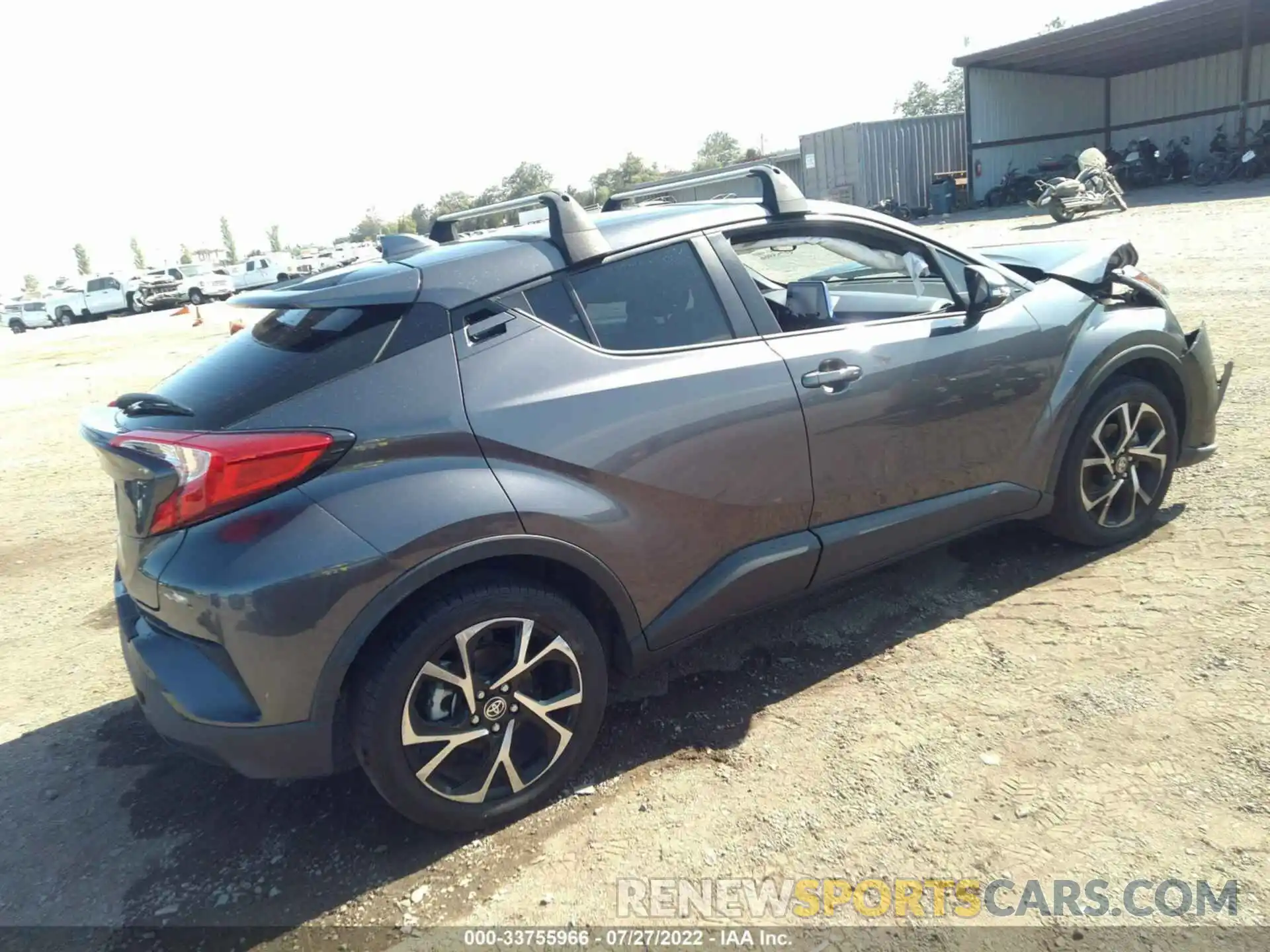 4 Photograph of a damaged car JTNKHMBX2L1081399 TOYOTA C-HR 2020