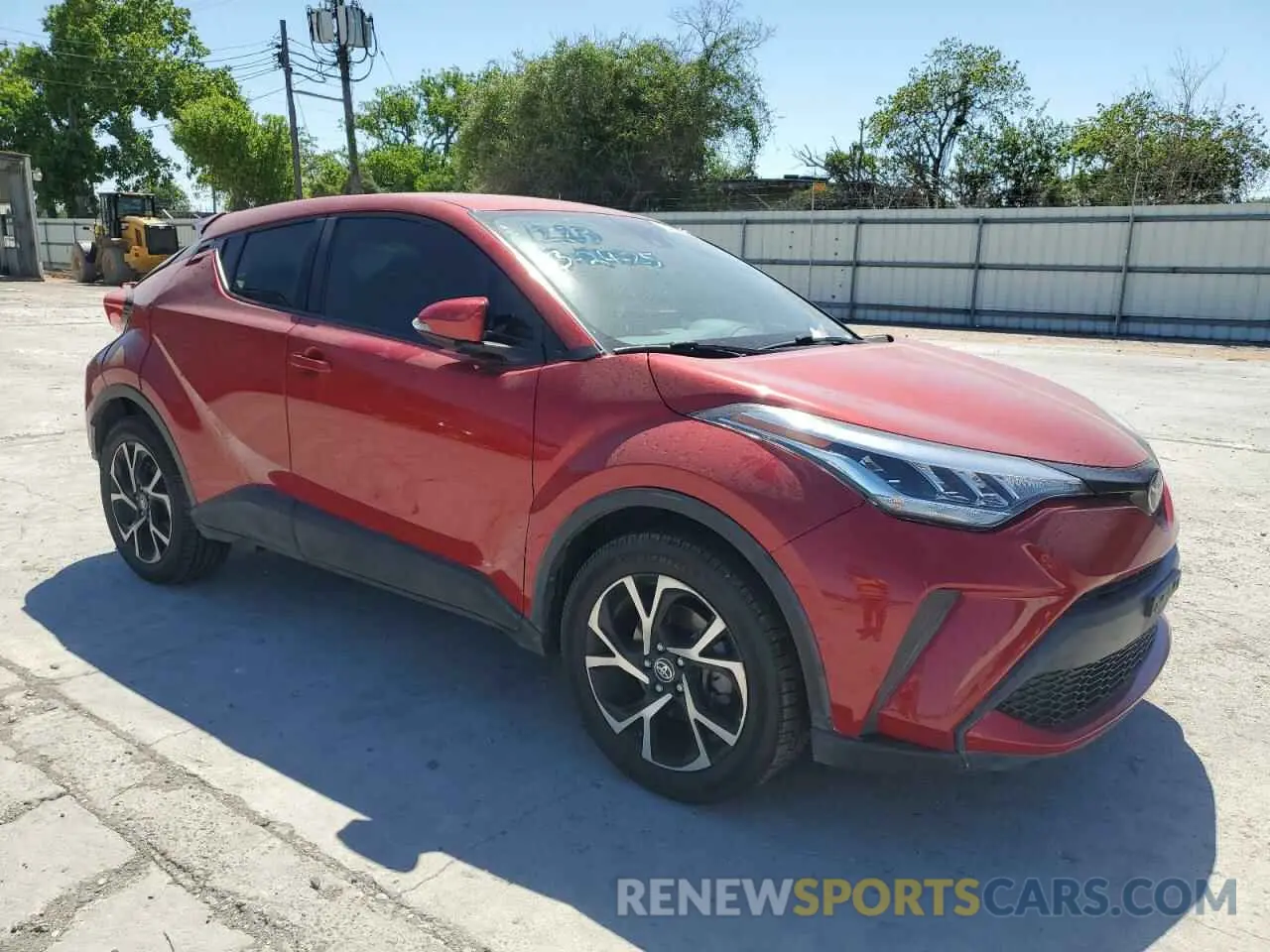 4 Photograph of a damaged car JTNKHMBX2L1081547 TOYOTA C-HR 2020