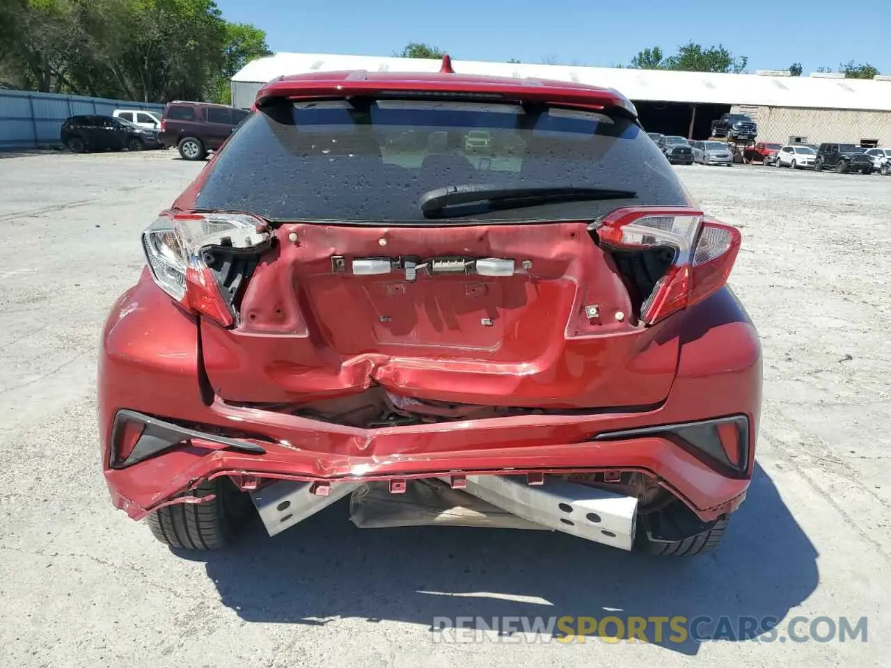 6 Photograph of a damaged car JTNKHMBX2L1081547 TOYOTA C-HR 2020