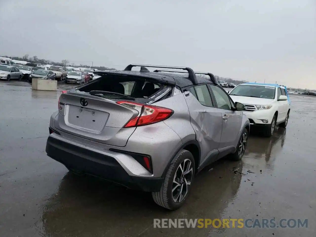 4 Photograph of a damaged car JTNKHMBX2L1082391 TOYOTA C-HR 2020