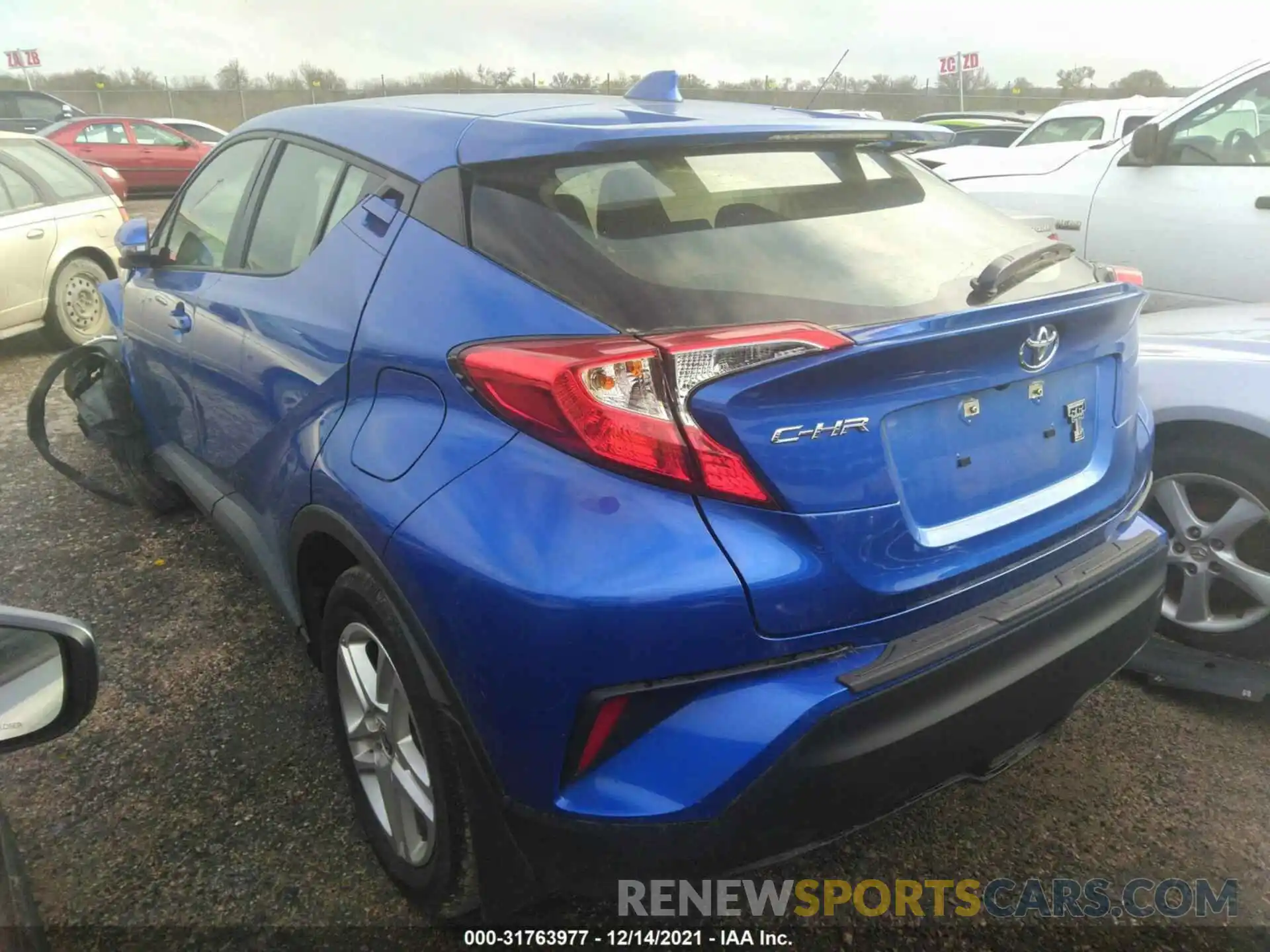 3 Photograph of a damaged car JTNKHMBX2L1089471 TOYOTA C-HR 2020