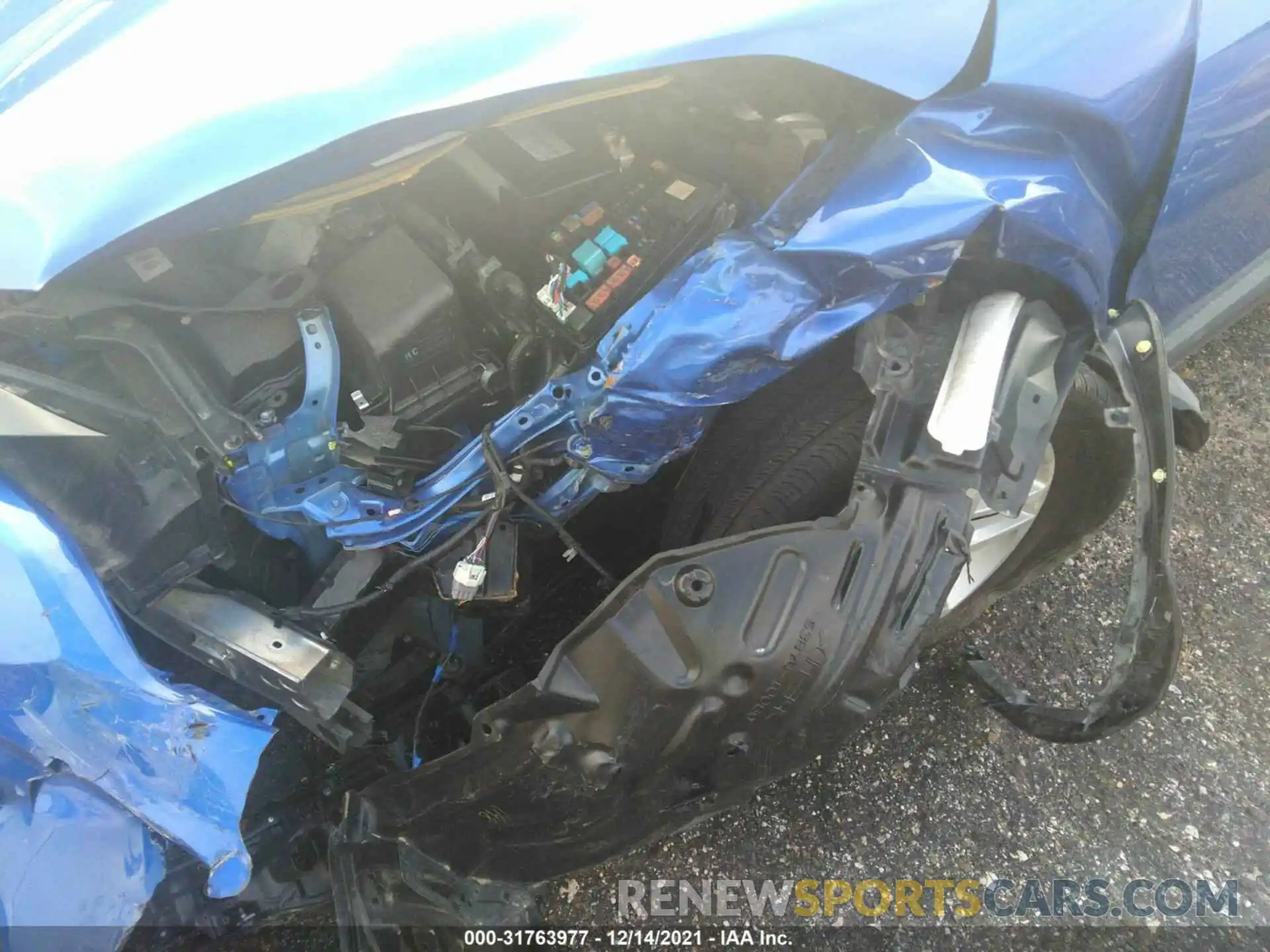 6 Photograph of a damaged car JTNKHMBX2L1089471 TOYOTA C-HR 2020