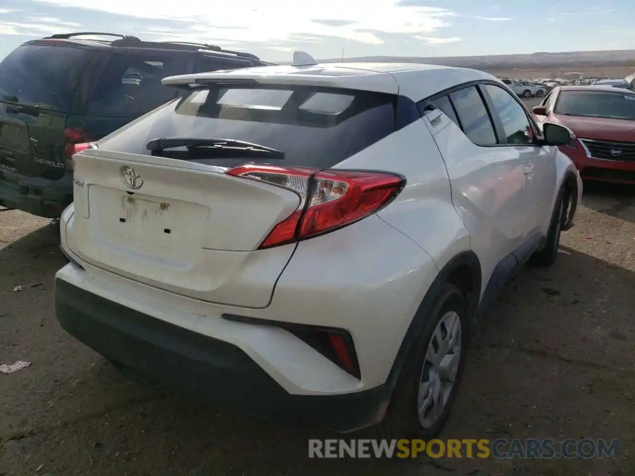 4 Photograph of a damaged car JTNKHMBX2L1089549 TOYOTA C-HR 2020