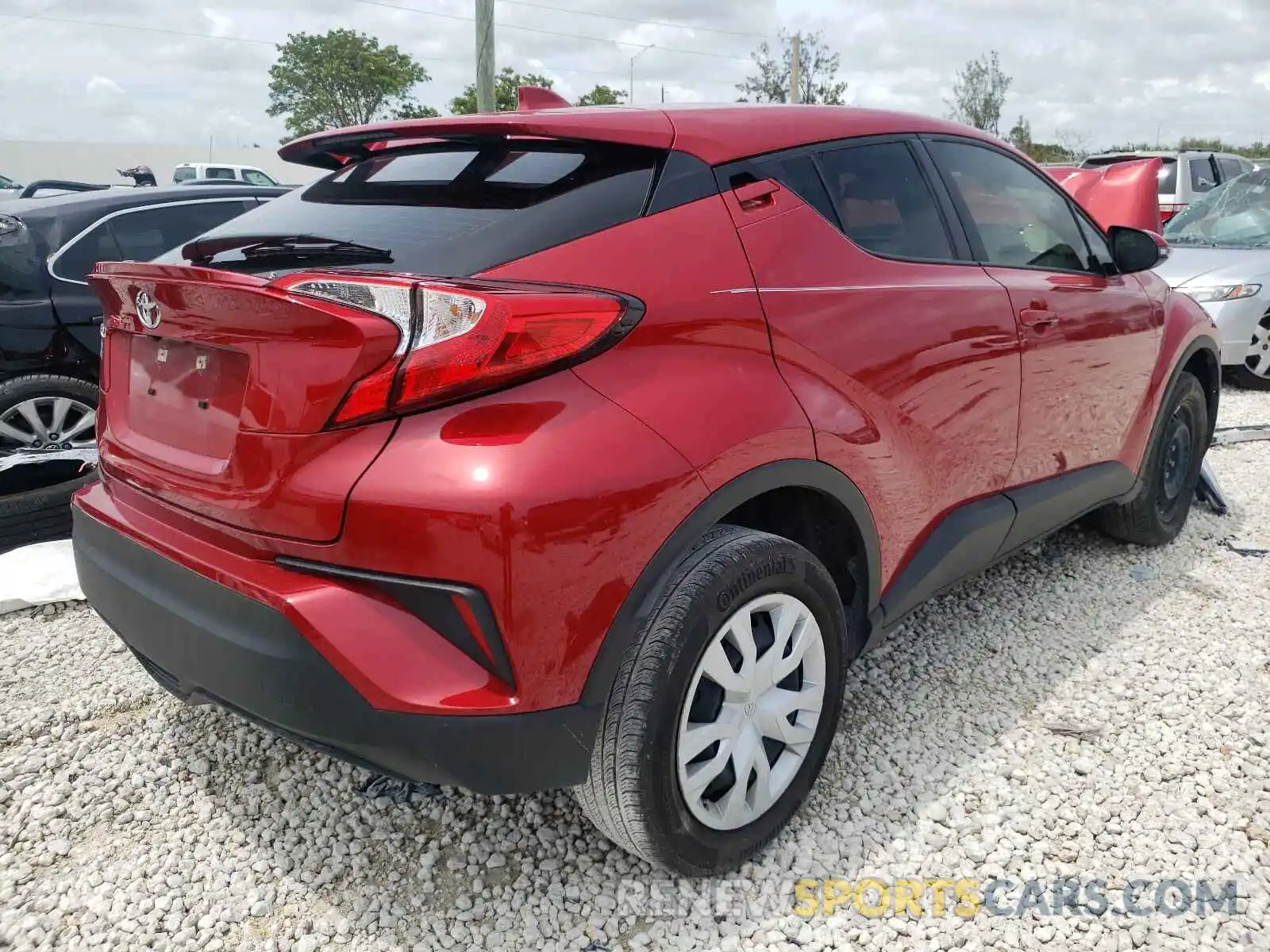 4 Photograph of a damaged car JTNKHMBX2L1092015 TOYOTA C-HR 2020