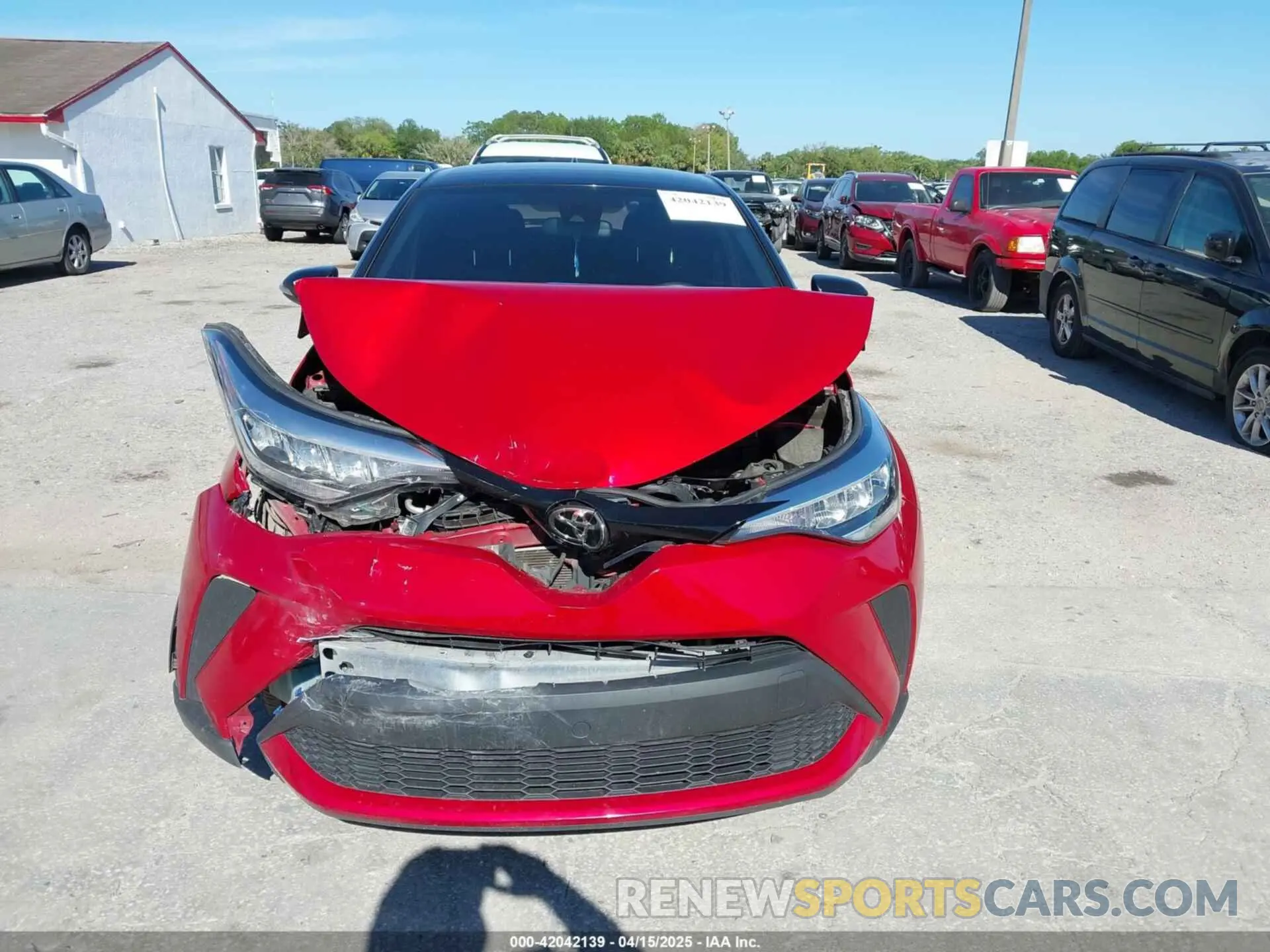 12 Photograph of a damaged car JTNKHMBX3L1066720 TOYOTA C-HR 2020