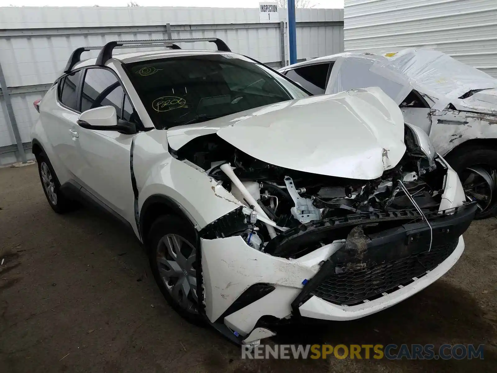 1 Photograph of a damaged car JTNKHMBX3L1067382 TOYOTA C-HR 2020