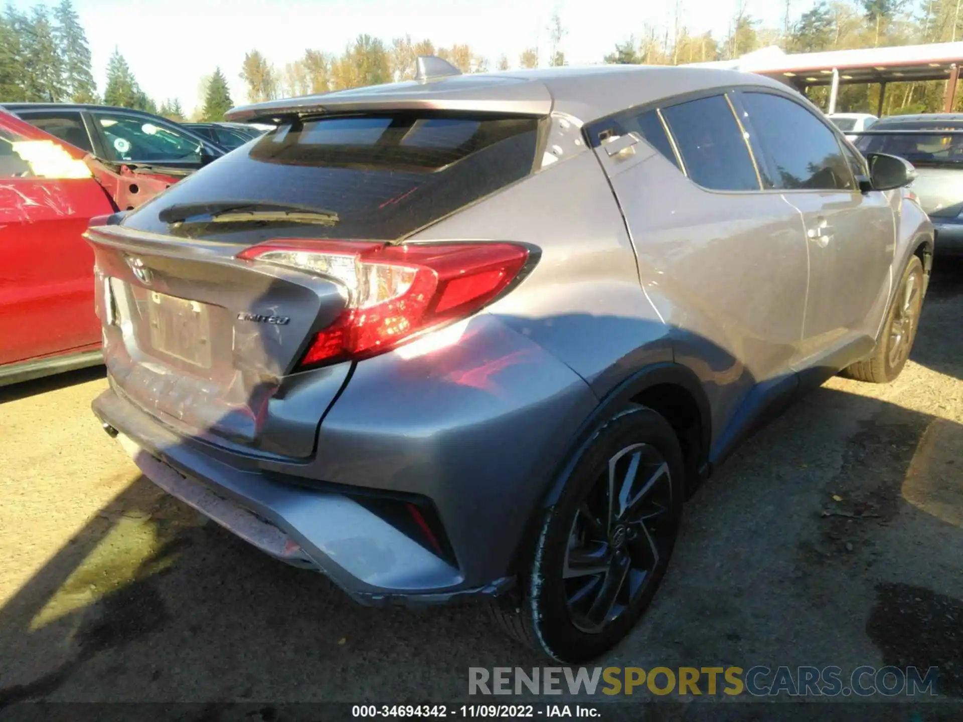 4 Photograph of a damaged car JTNKHMBX3L1071318 TOYOTA C-HR 2020