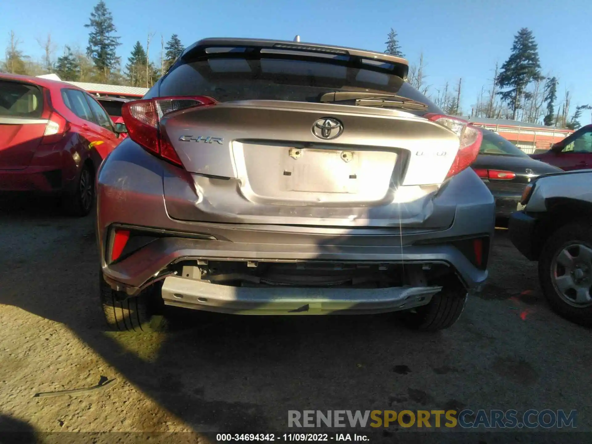 6 Photograph of a damaged car JTNKHMBX3L1071318 TOYOTA C-HR 2020