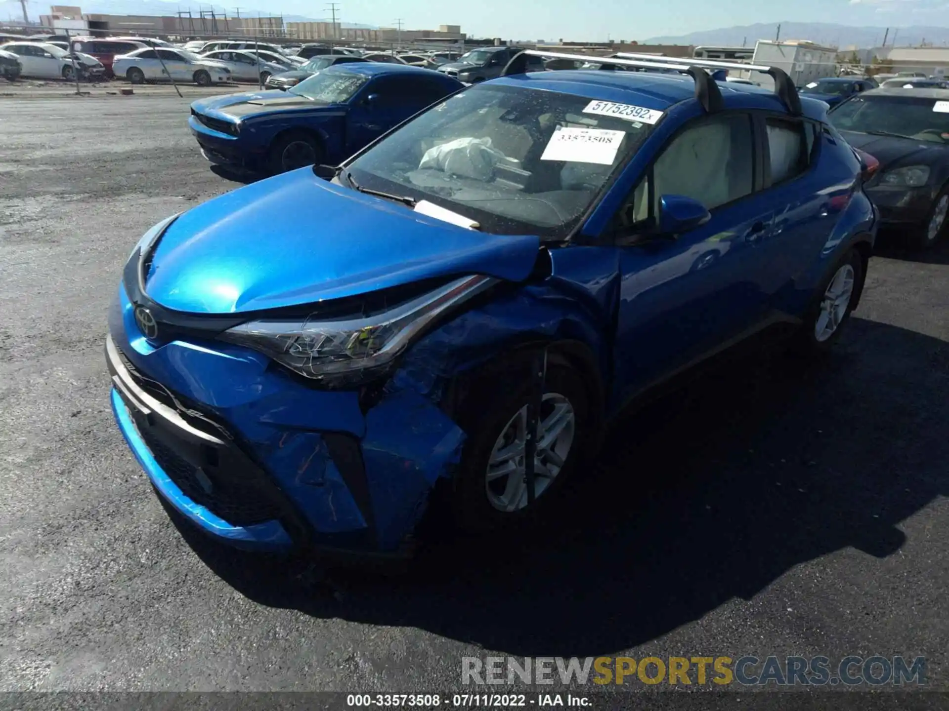 2 Photograph of a damaged car JTNKHMBX3L1072498 TOYOTA C-HR 2020