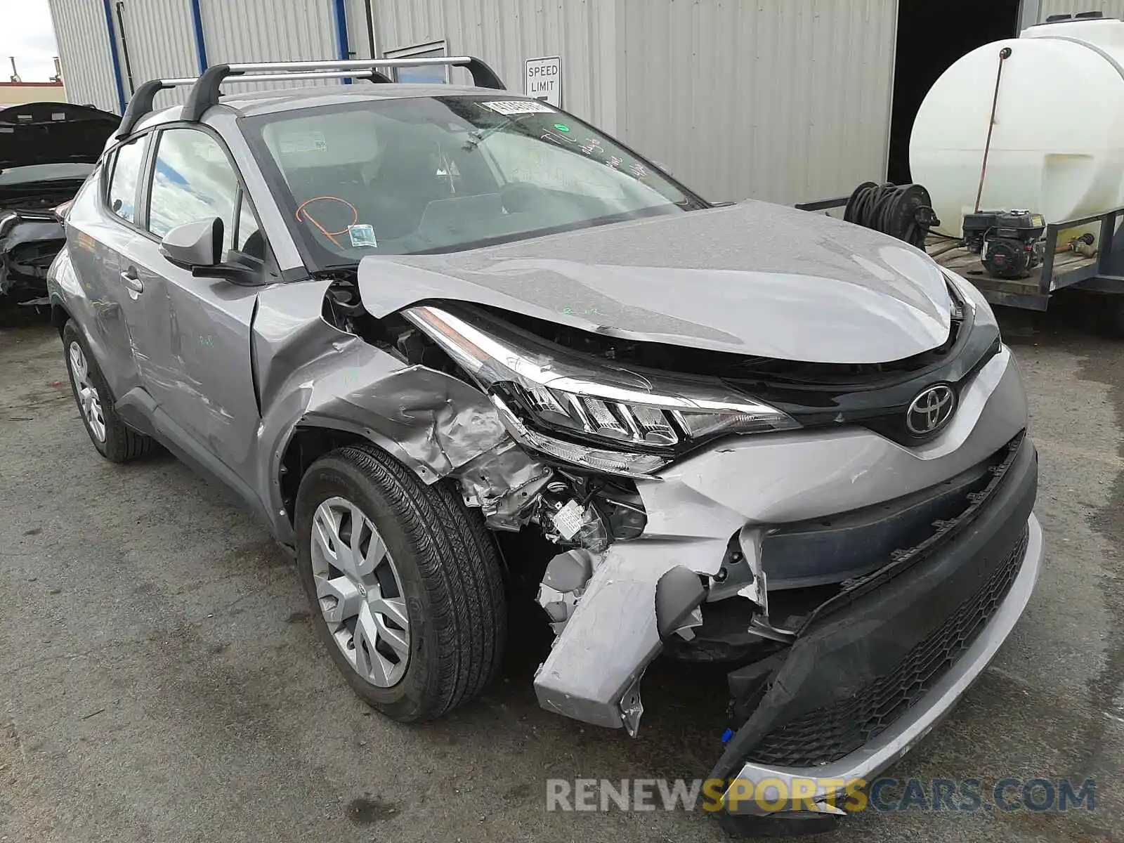 1 Photograph of a damaged car JTNKHMBX3L1072842 TOYOTA C-HR 2020