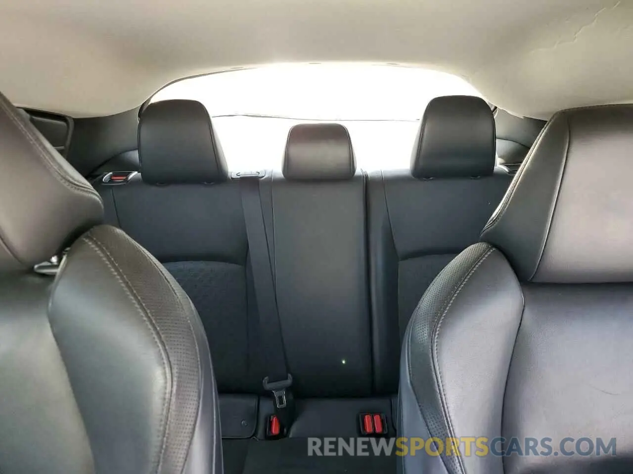 10 Photograph of a damaged car JTNKHMBX3L1074624 TOYOTA C-HR 2020