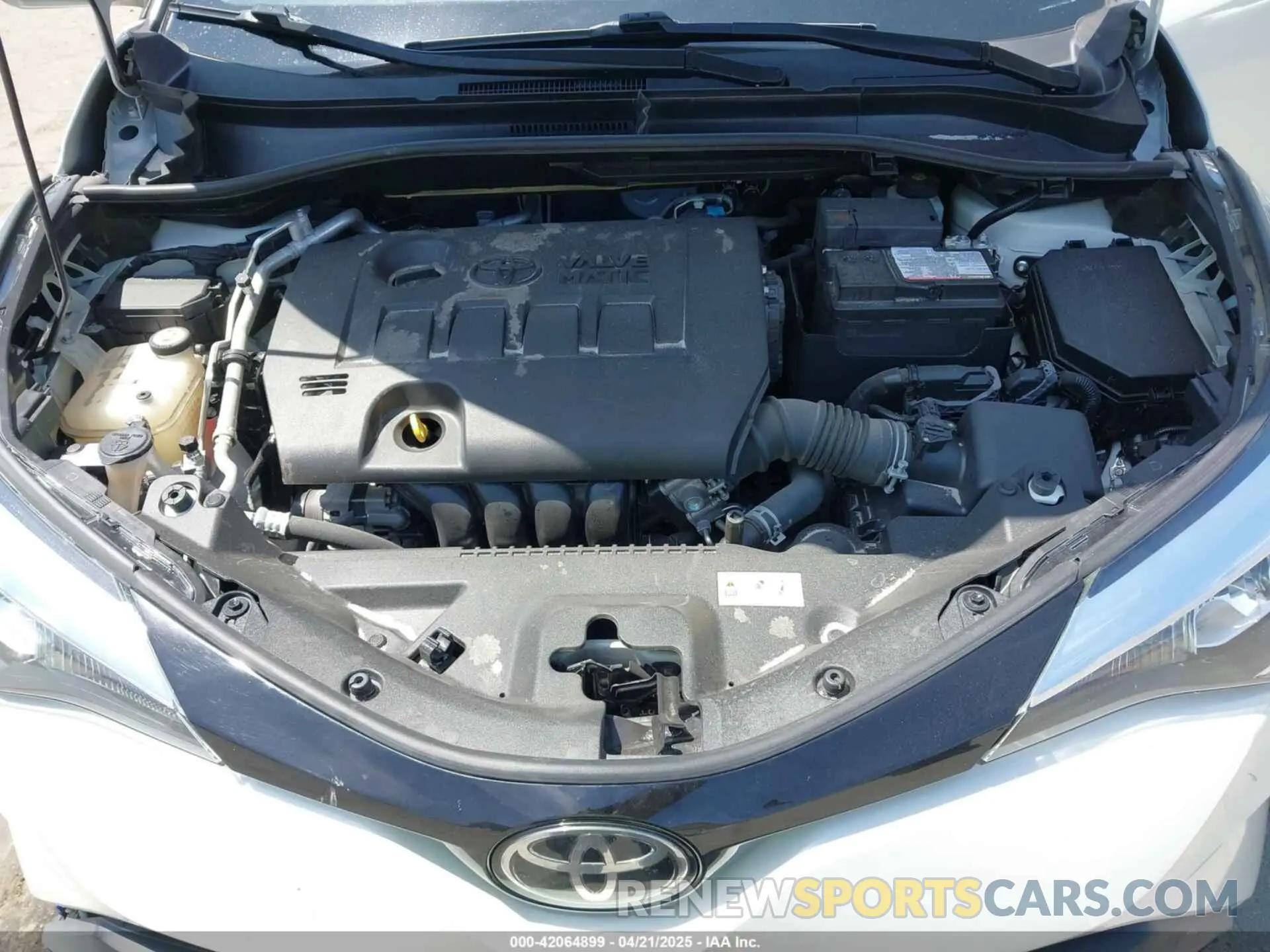 10 Photograph of a damaged car JTNKHMBX3L1074882 TOYOTA C-HR 2020