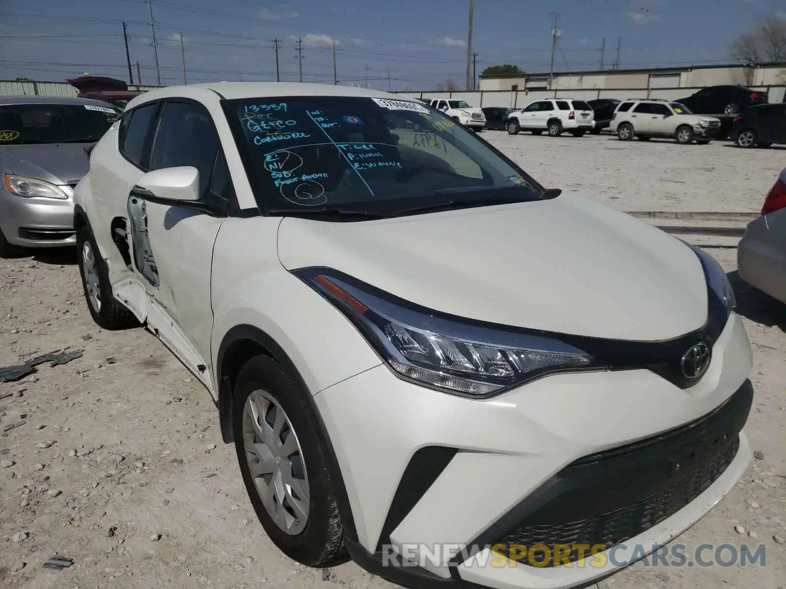 1 Photograph of a damaged car JTNKHMBX3L1077006 TOYOTA C-HR 2020