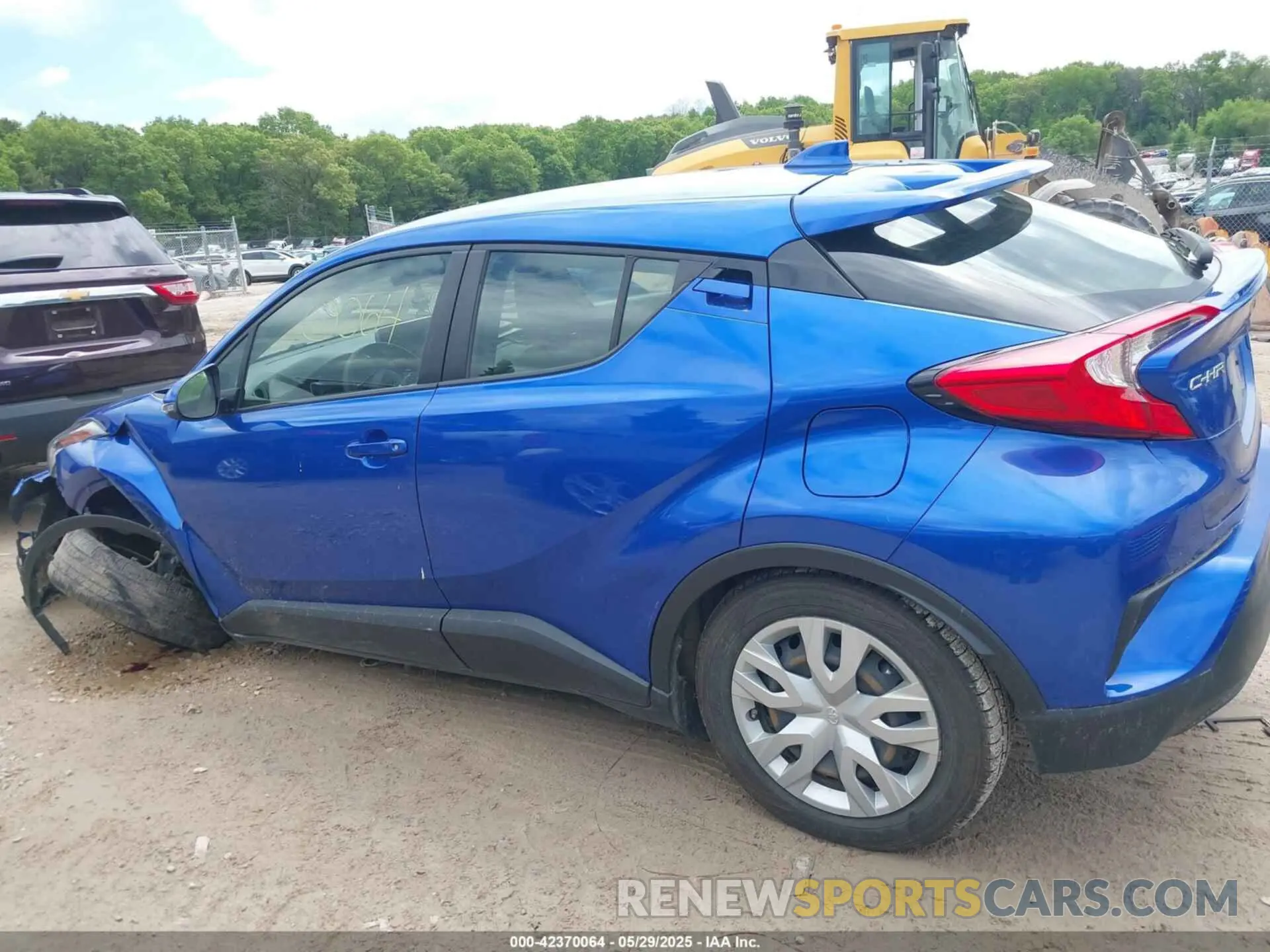 15 Photograph of a damaged car JTNKHMBX3L1080844 TOYOTA C-HR 2020