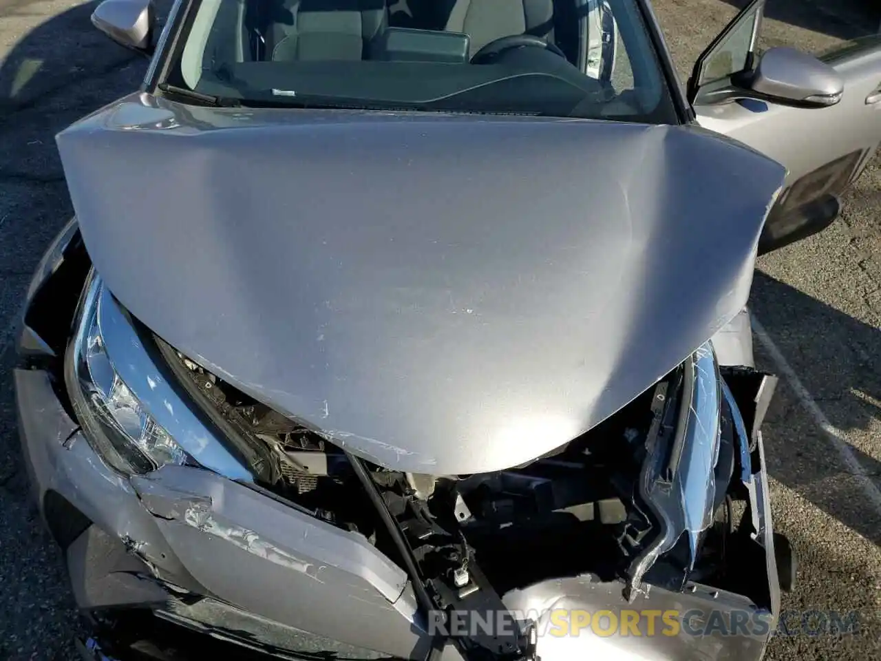 11 Photograph of a damaged car JTNKHMBX3L1085994 TOYOTA C-HR 2020