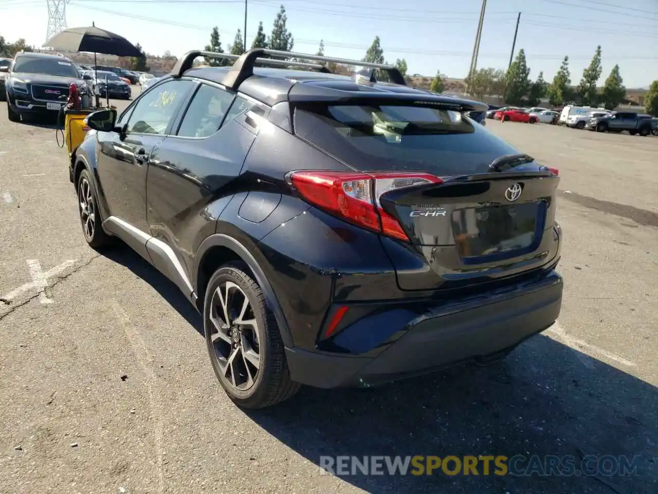 3 Photograph of a damaged car JTNKHMBX3L1086241 TOYOTA C-HR 2020