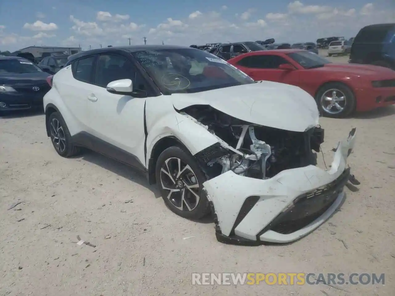 1 Photograph of a damaged car JTNKHMBX3L1088412 TOYOTA C-HR 2020