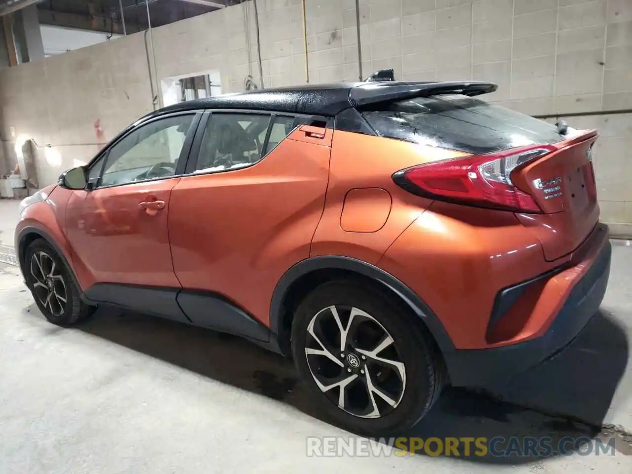 2 Photograph of a damaged car JTNKHMBX3L1090449 TOYOTA C-HR 2020