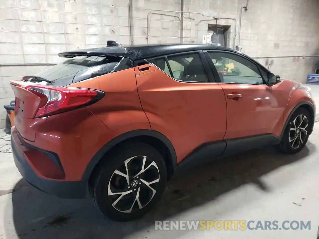 3 Photograph of a damaged car JTNKHMBX3L1090449 TOYOTA C-HR 2020