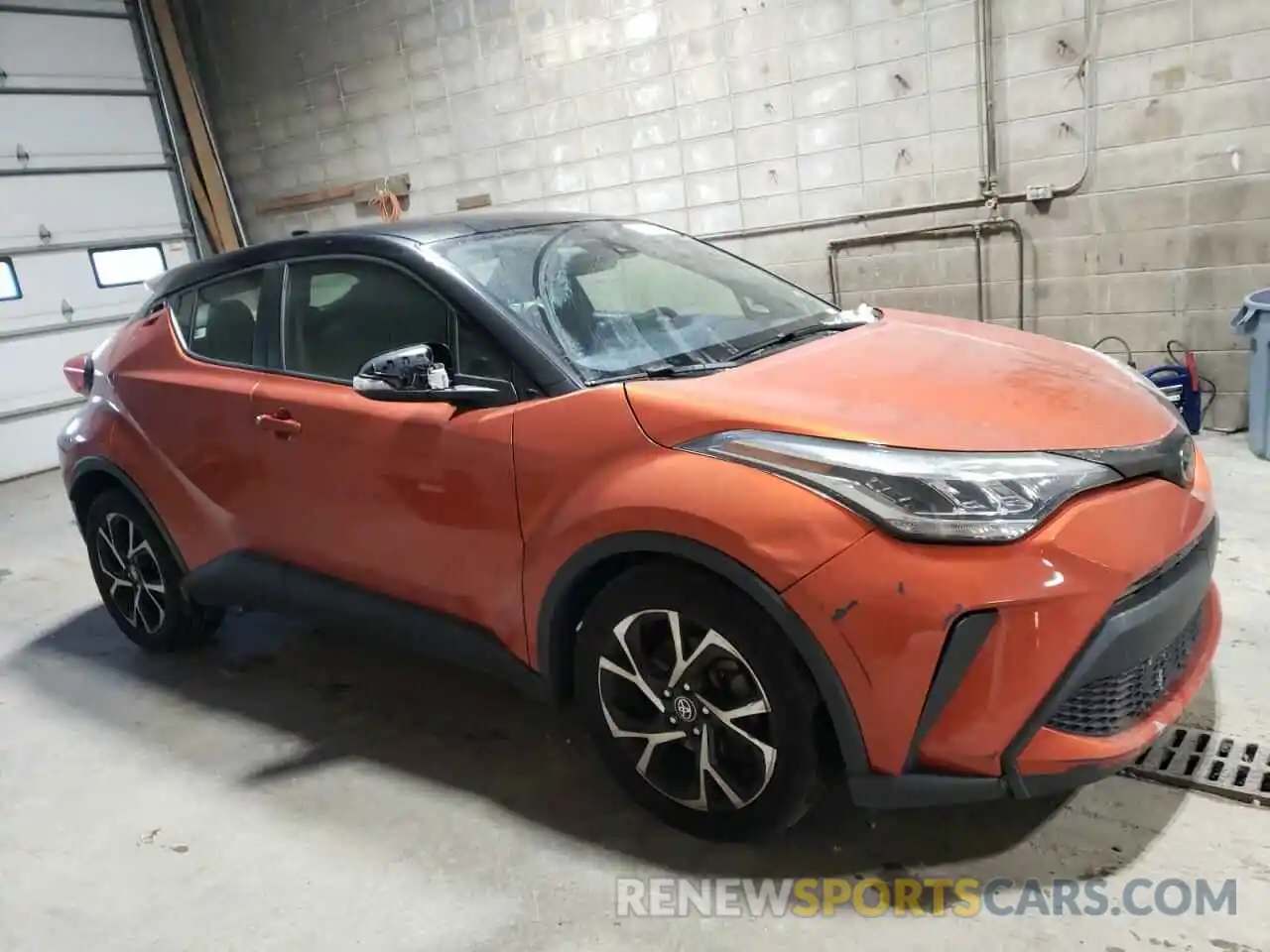 4 Photograph of a damaged car JTNKHMBX3L1090449 TOYOTA C-HR 2020