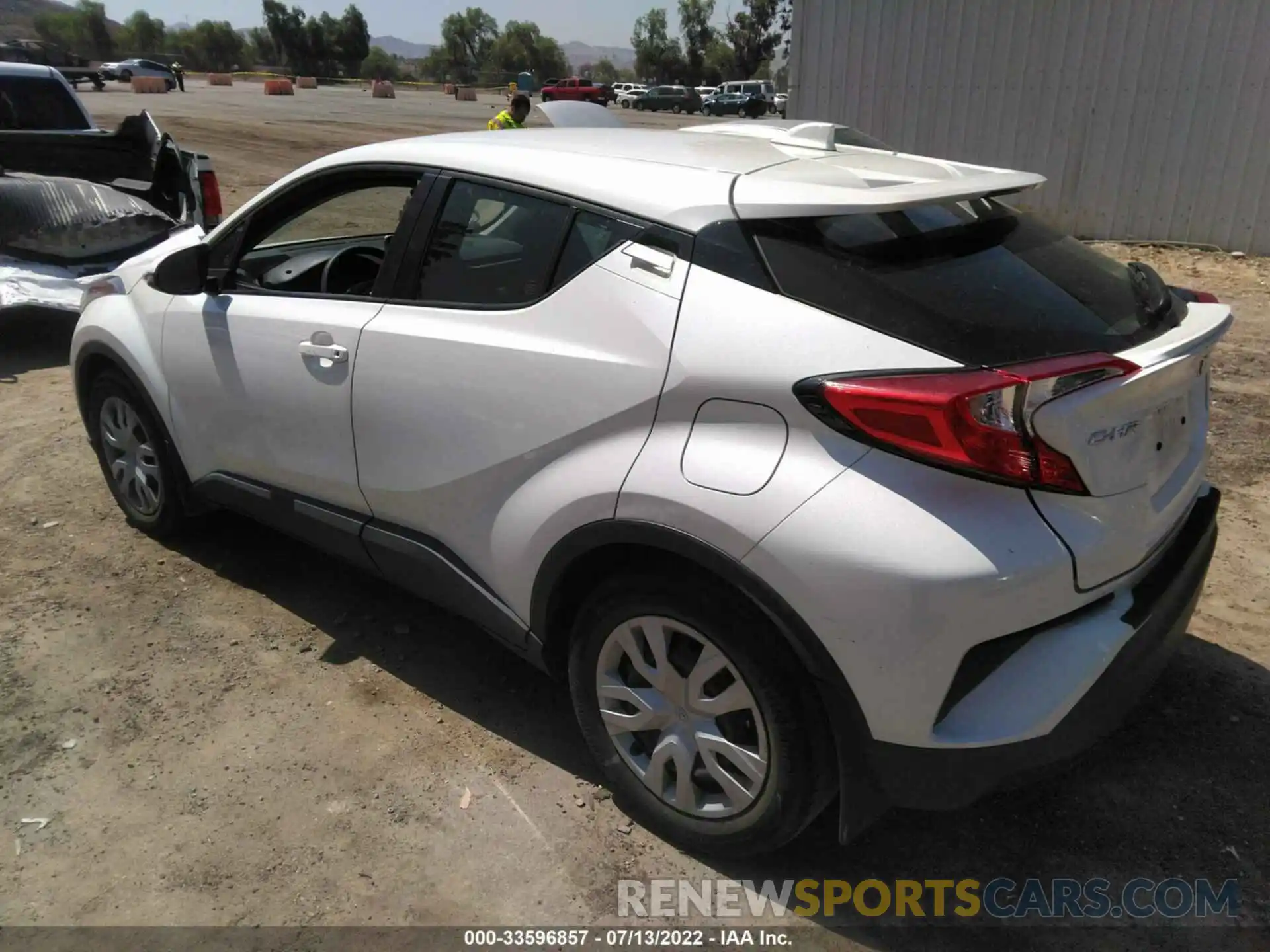 3 Photograph of a damaged car JTNKHMBX3L1091181 TOYOTA C-HR 2020