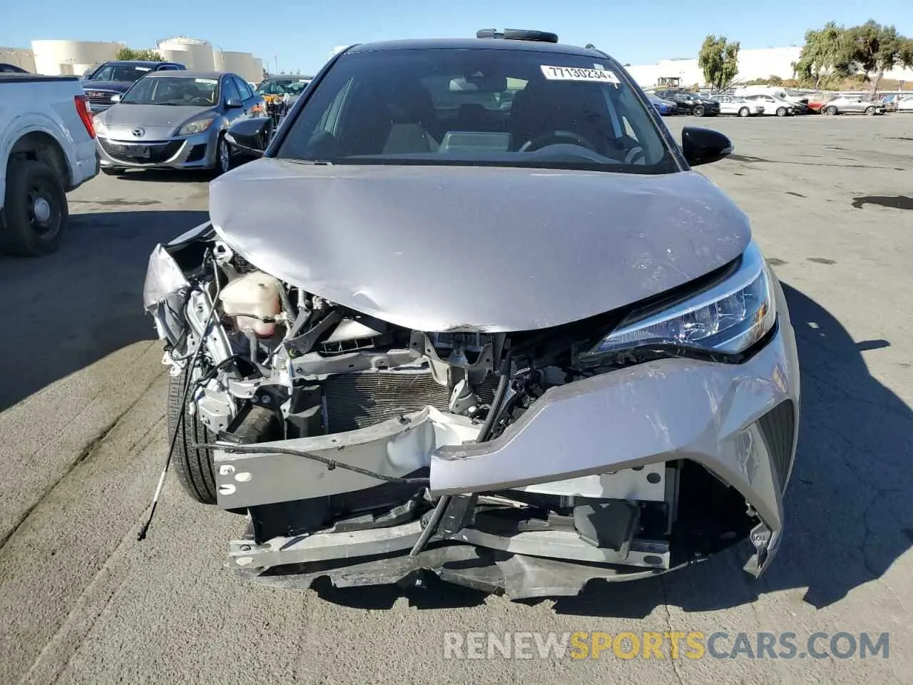 5 Photograph of a damaged car JTNKHMBX4L1064121 TOYOTA C-HR 2020