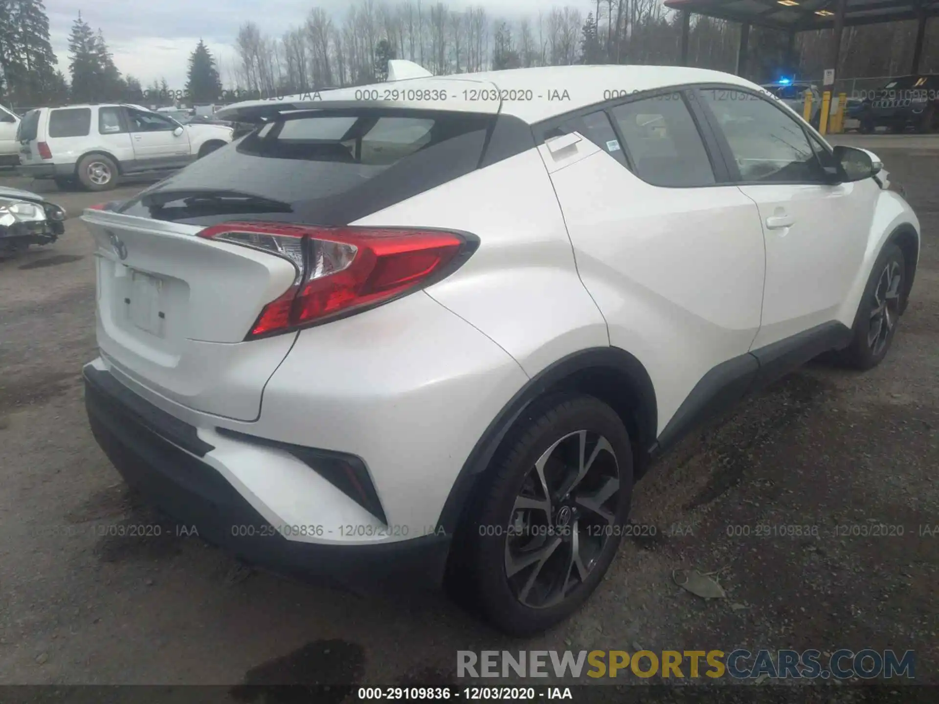 4 Photograph of a damaged car JTNKHMBX4L1068007 TOYOTA C-HR 2020