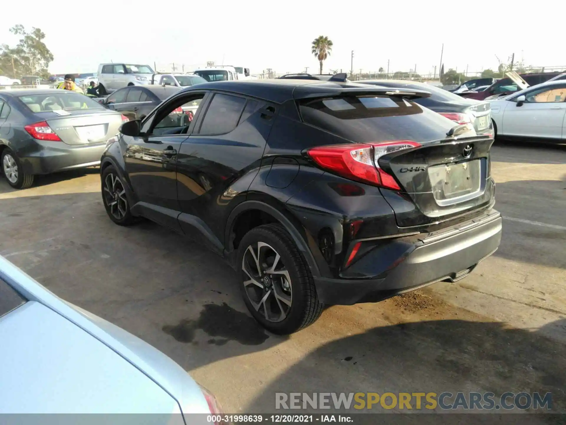 3 Photograph of a damaged car JTNKHMBX4L1070145 TOYOTA C-HR 2020