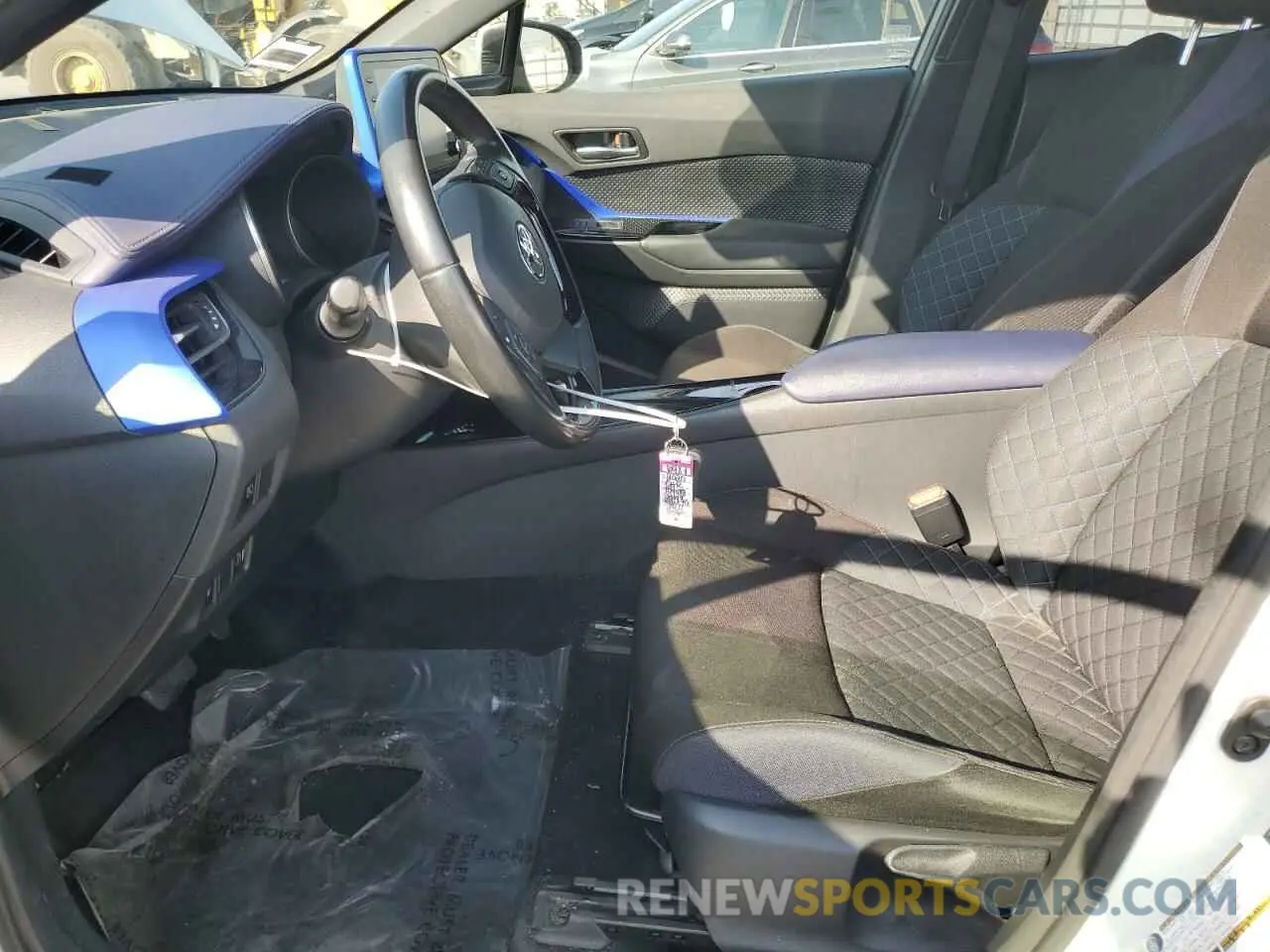 7 Photograph of a damaged car JTNKHMBX4L1070484 TOYOTA C-HR 2020