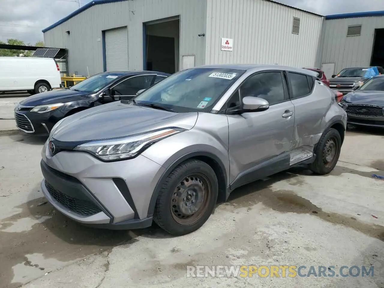 1 Photograph of a damaged car JTNKHMBX4L1073904 TOYOTA C-HR 2020