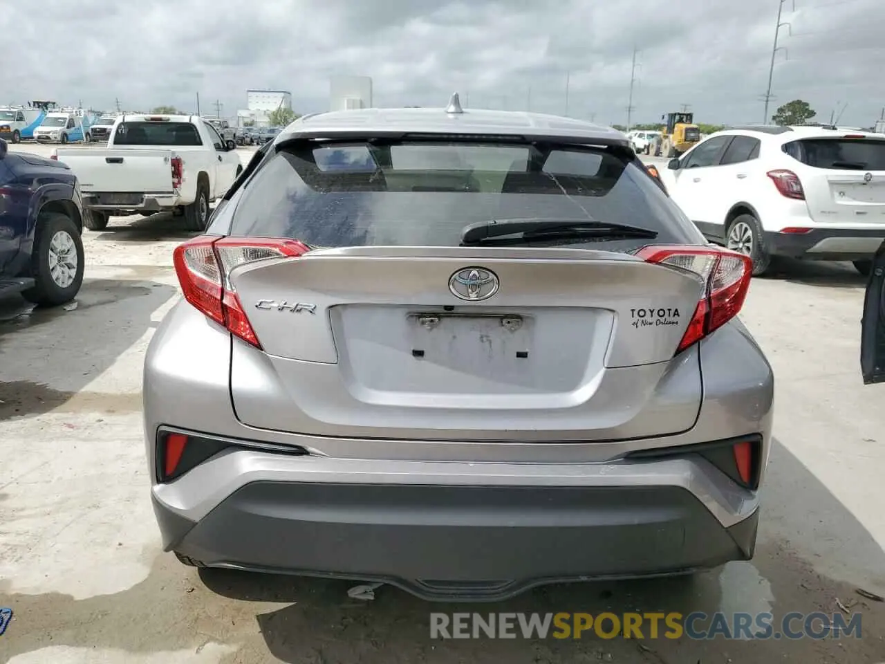 6 Photograph of a damaged car JTNKHMBX4L1073904 TOYOTA C-HR 2020