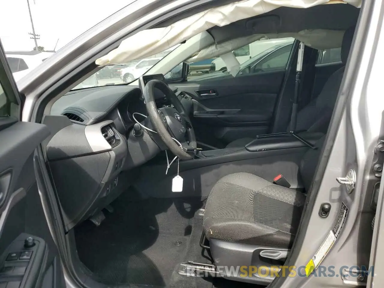 7 Photograph of a damaged car JTNKHMBX4L1073904 TOYOTA C-HR 2020