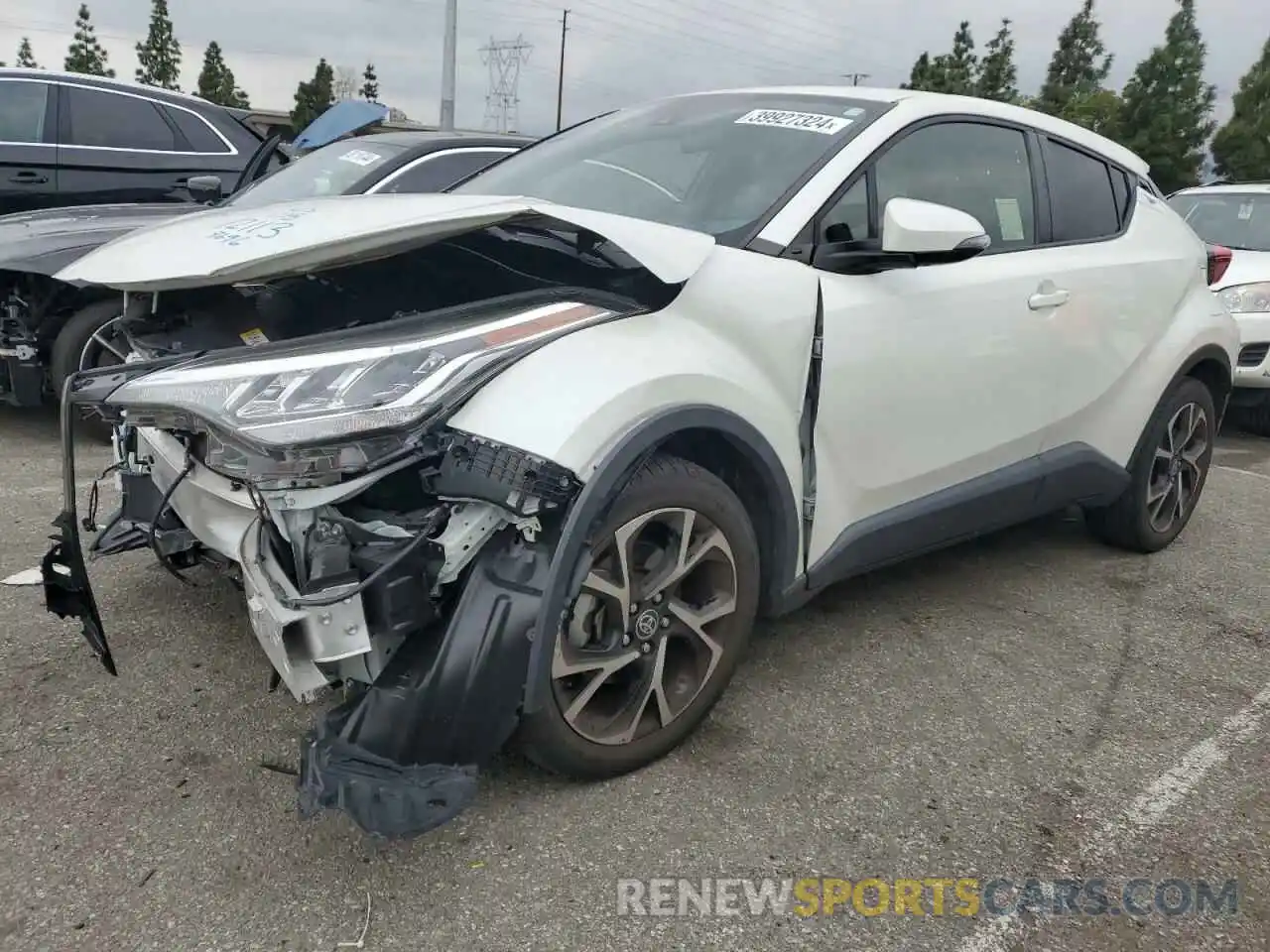 1 Photograph of a damaged car JTNKHMBX4L1078696 TOYOTA C-HR 2020