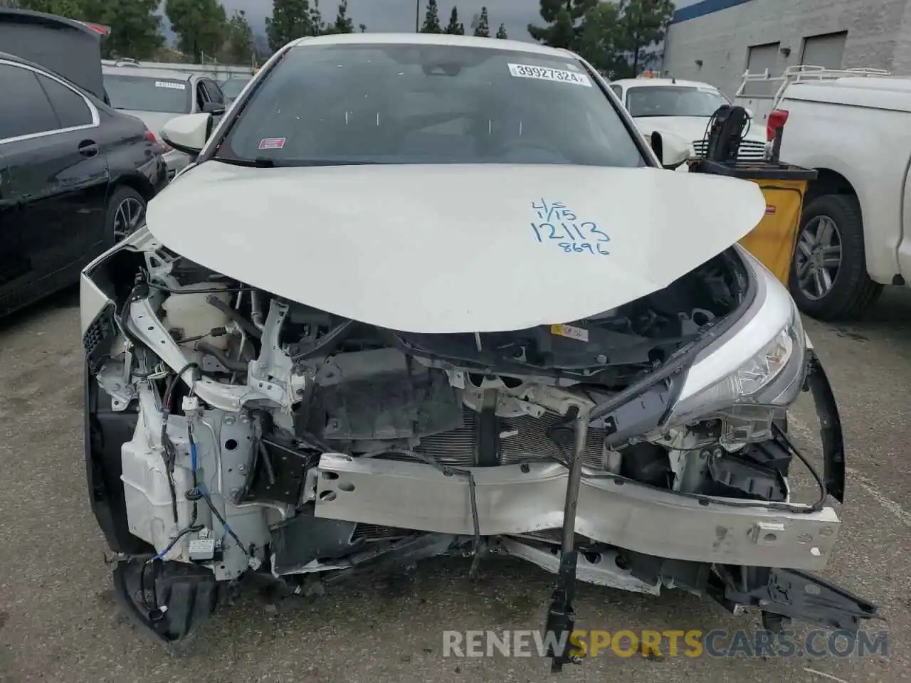 5 Photograph of a damaged car JTNKHMBX4L1078696 TOYOTA C-HR 2020