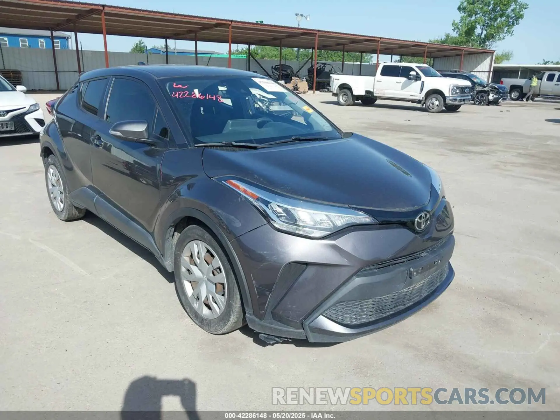 1 Photograph of a damaged car JTNKHMBX4L1081856 TOYOTA C-HR 2020