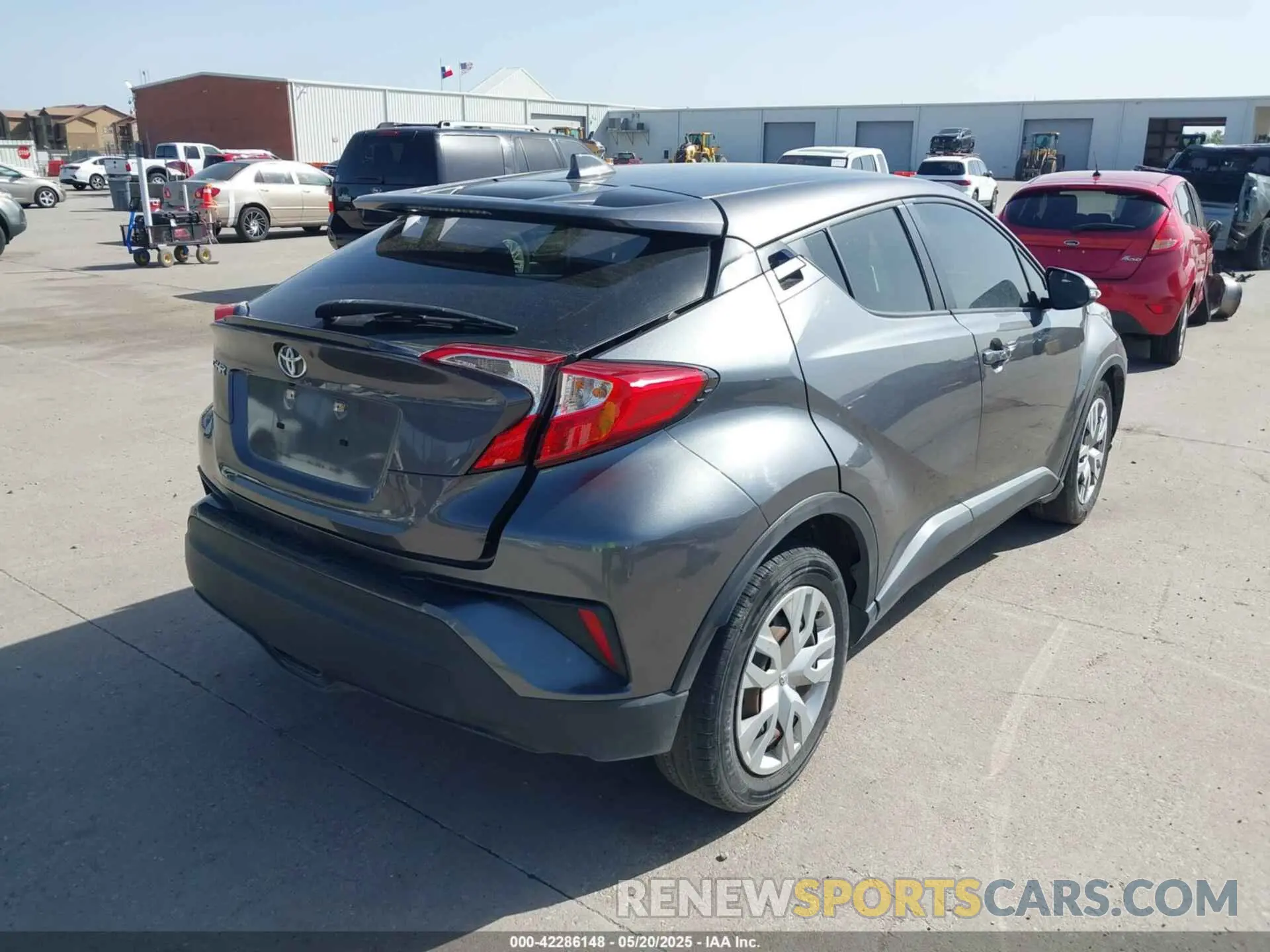 4 Photograph of a damaged car JTNKHMBX4L1081856 TOYOTA C-HR 2020