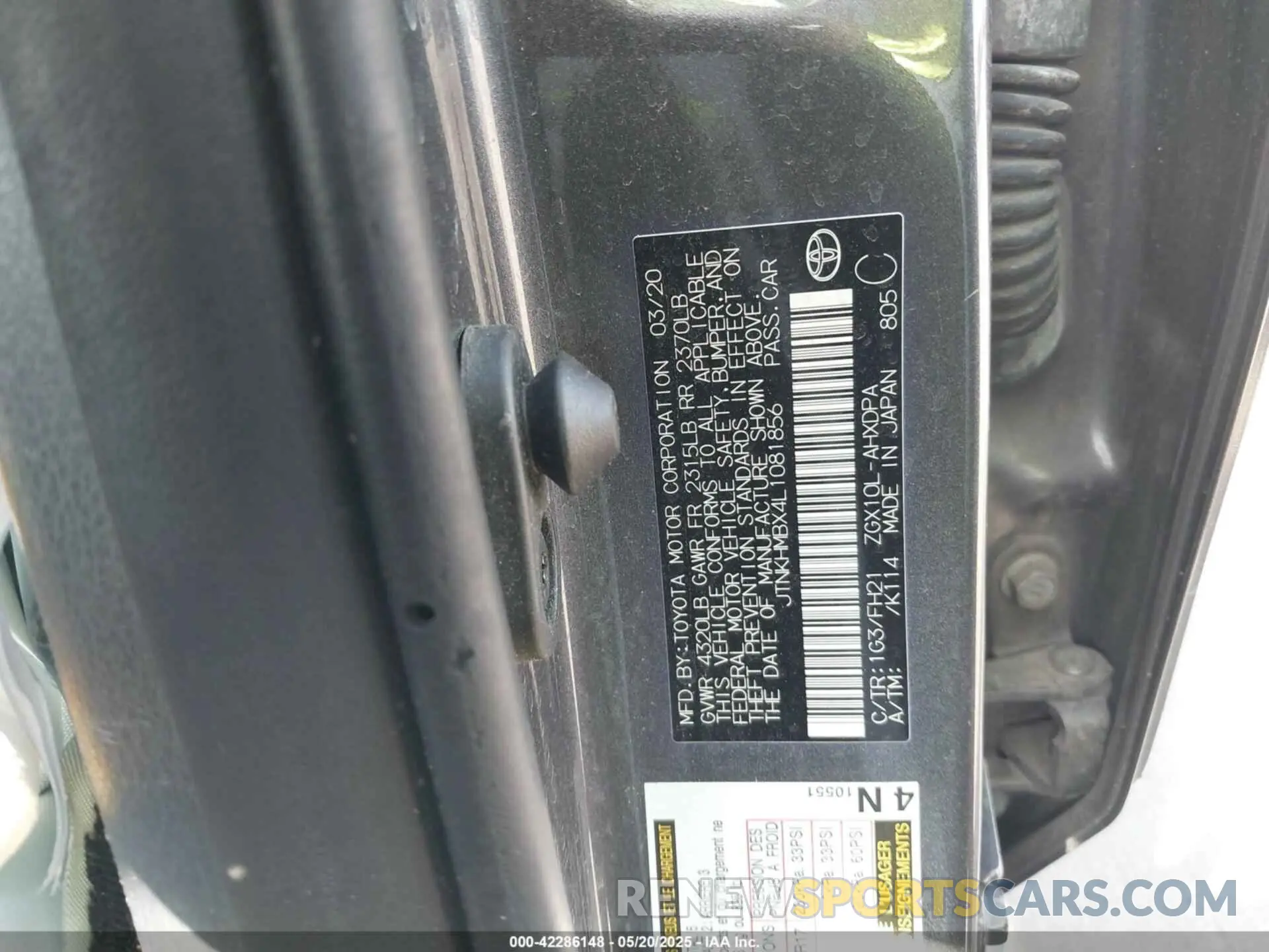 9 Photograph of a damaged car JTNKHMBX4L1081856 TOYOTA C-HR 2020