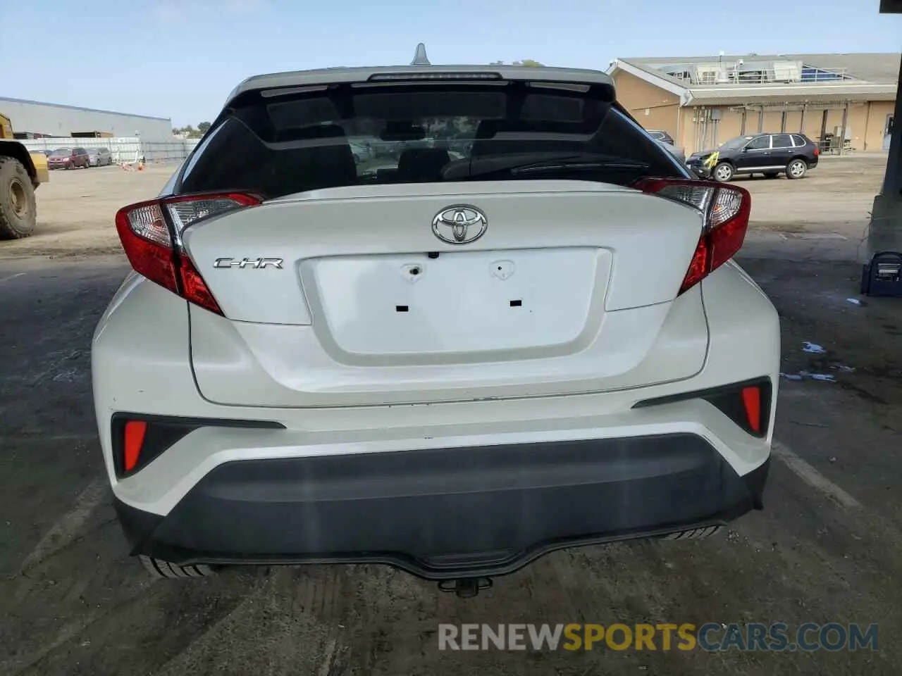 6 Photograph of a damaged car JTNKHMBX4L1094316 TOYOTA C-HR 2020