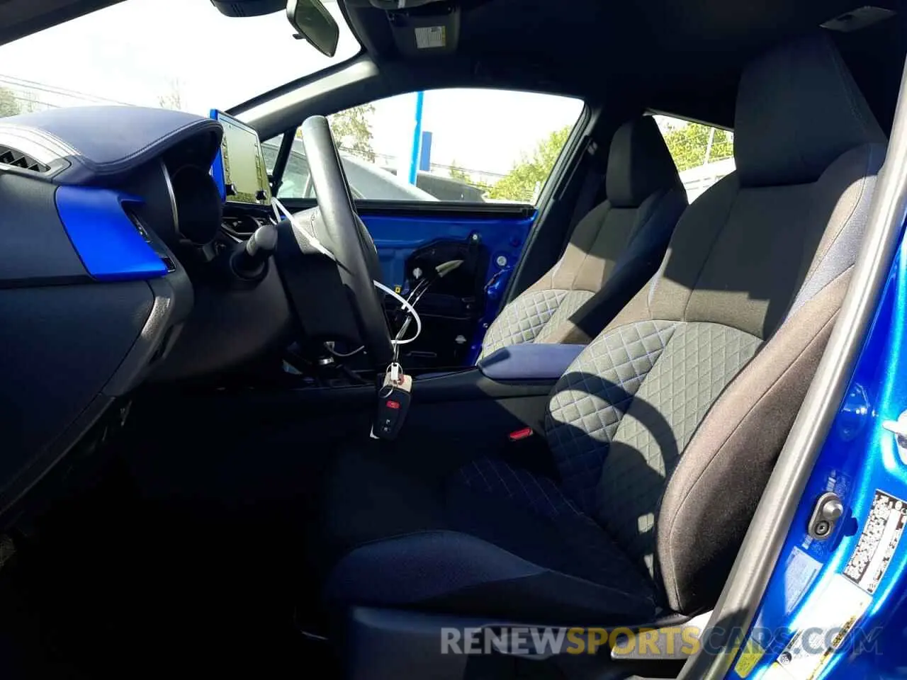 7 Photograph of a damaged car JTNKHMBX5L1063995 TOYOTA C-HR 2020