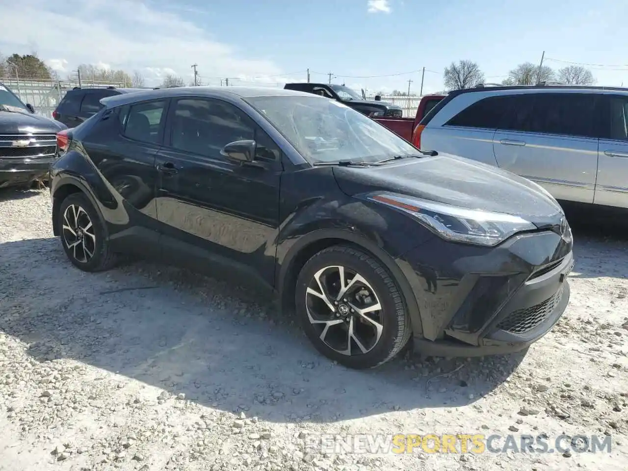 4 Photograph of a damaged car JTNKHMBX5L1069280 TOYOTA C-HR 2020