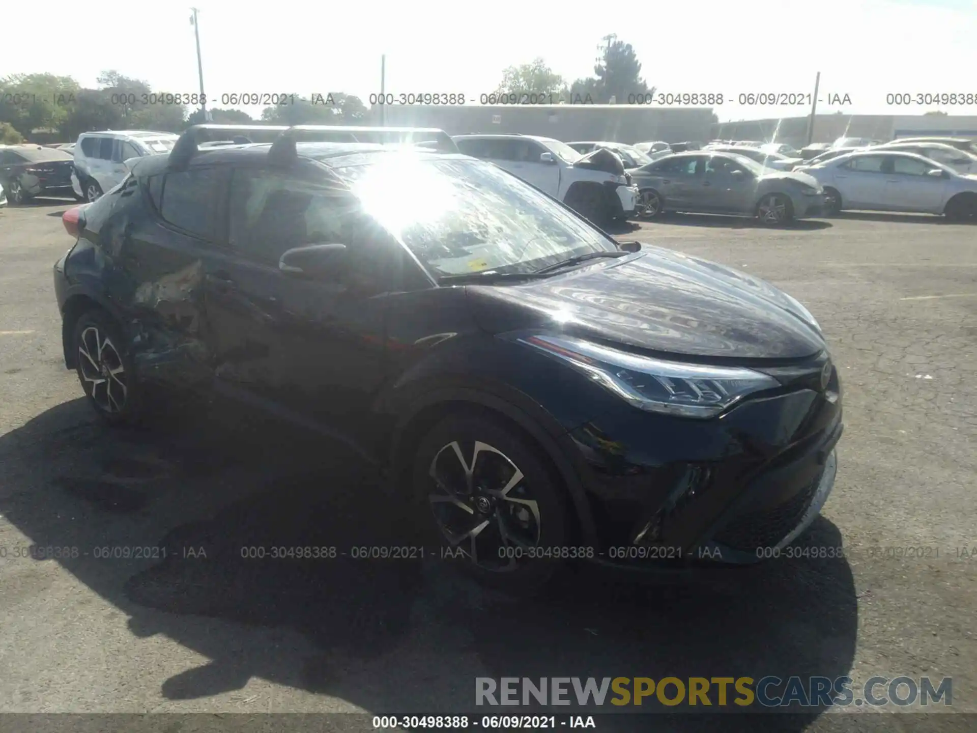 1 Photograph of a damaged car JTNKHMBX5L1069585 TOYOTA C-HR 2020