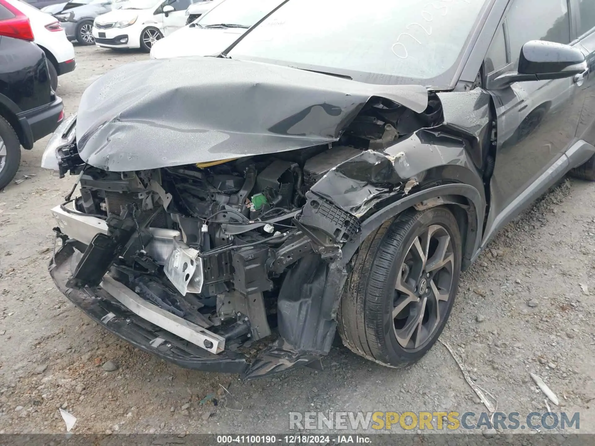 6 Photograph of a damaged car JTNKHMBX5L1072034 TOYOTA C-HR 2020