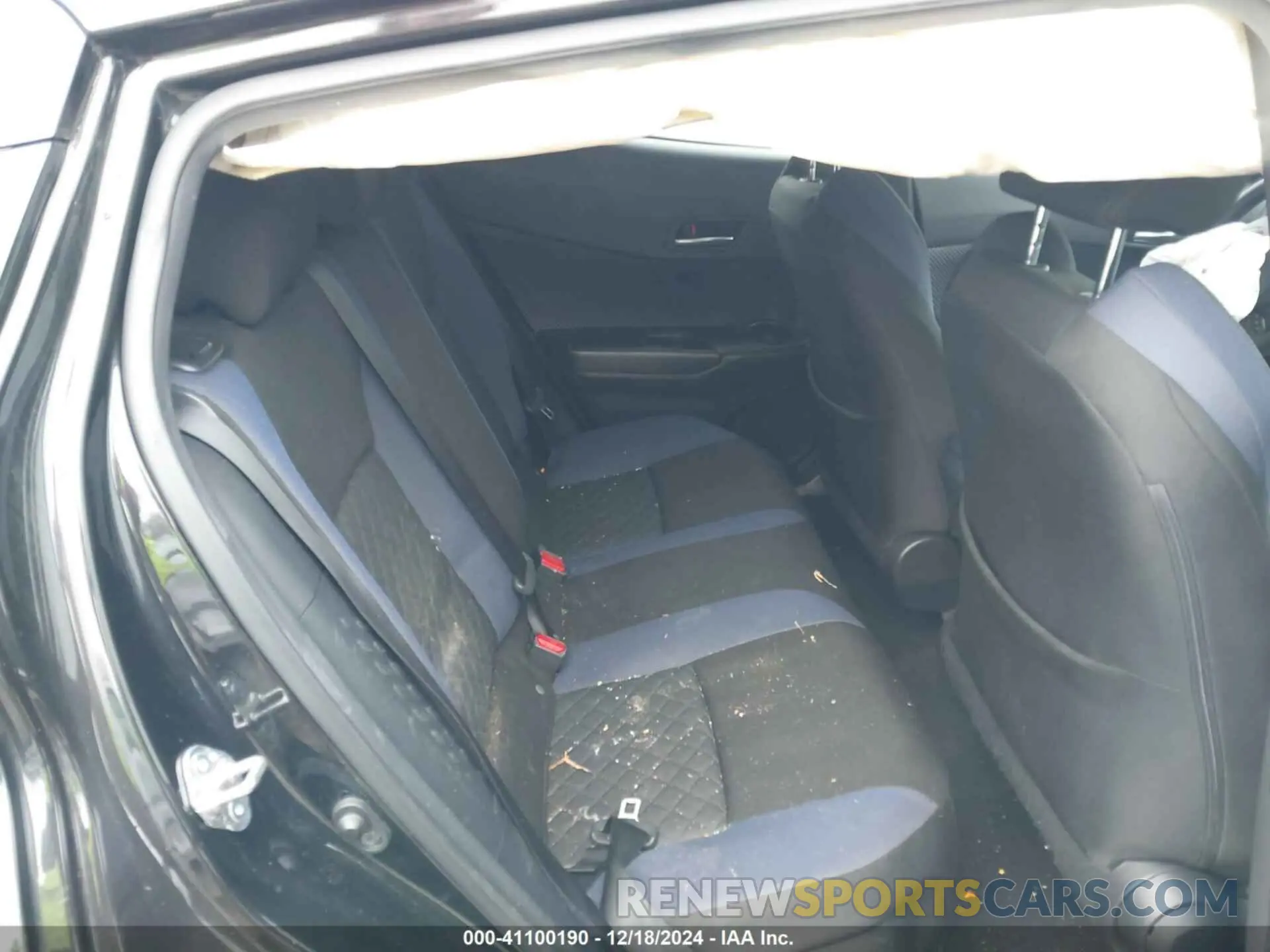 8 Photograph of a damaged car JTNKHMBX5L1072034 TOYOTA C-HR 2020